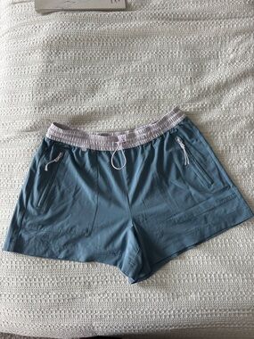 Lou & Grey Blue Athletic Shorts with Pale Pink Waistband